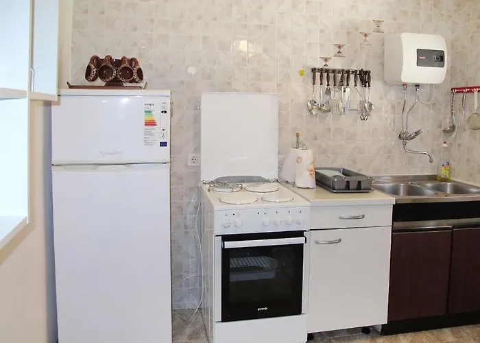 Semesterbostad Lara By Interhome Peroj