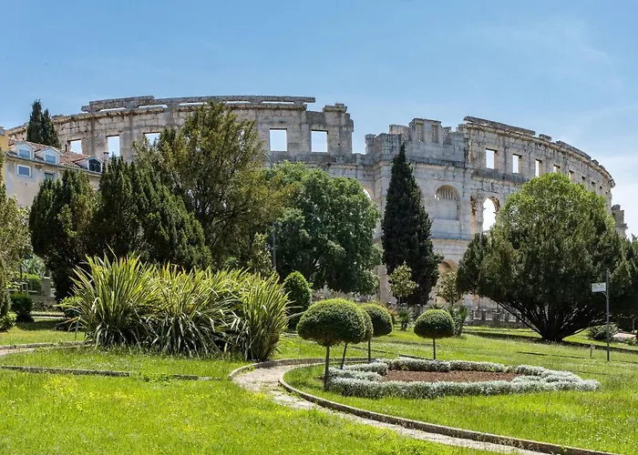 Semesterbostad Lara By Interhome *