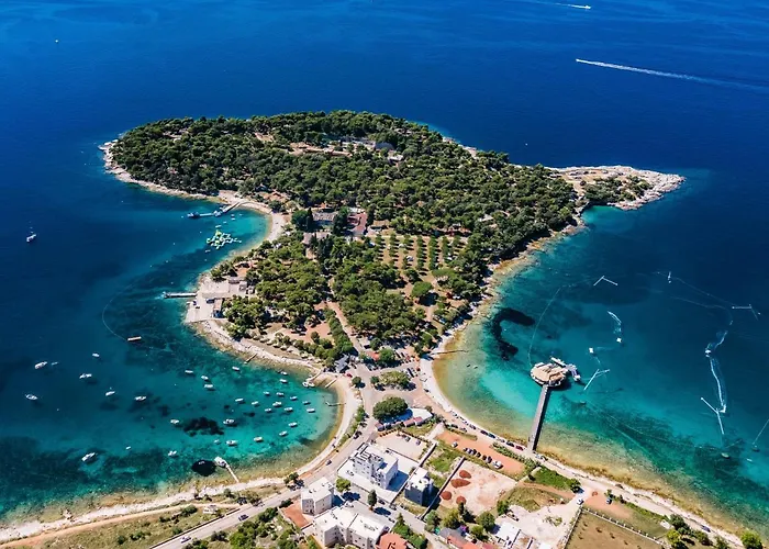 Lara By Interhome Semesterbostad Peroj